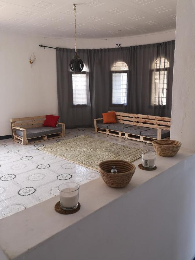 Safari Adventures-House Bed & Breakfast Arusha Bagian luar foto