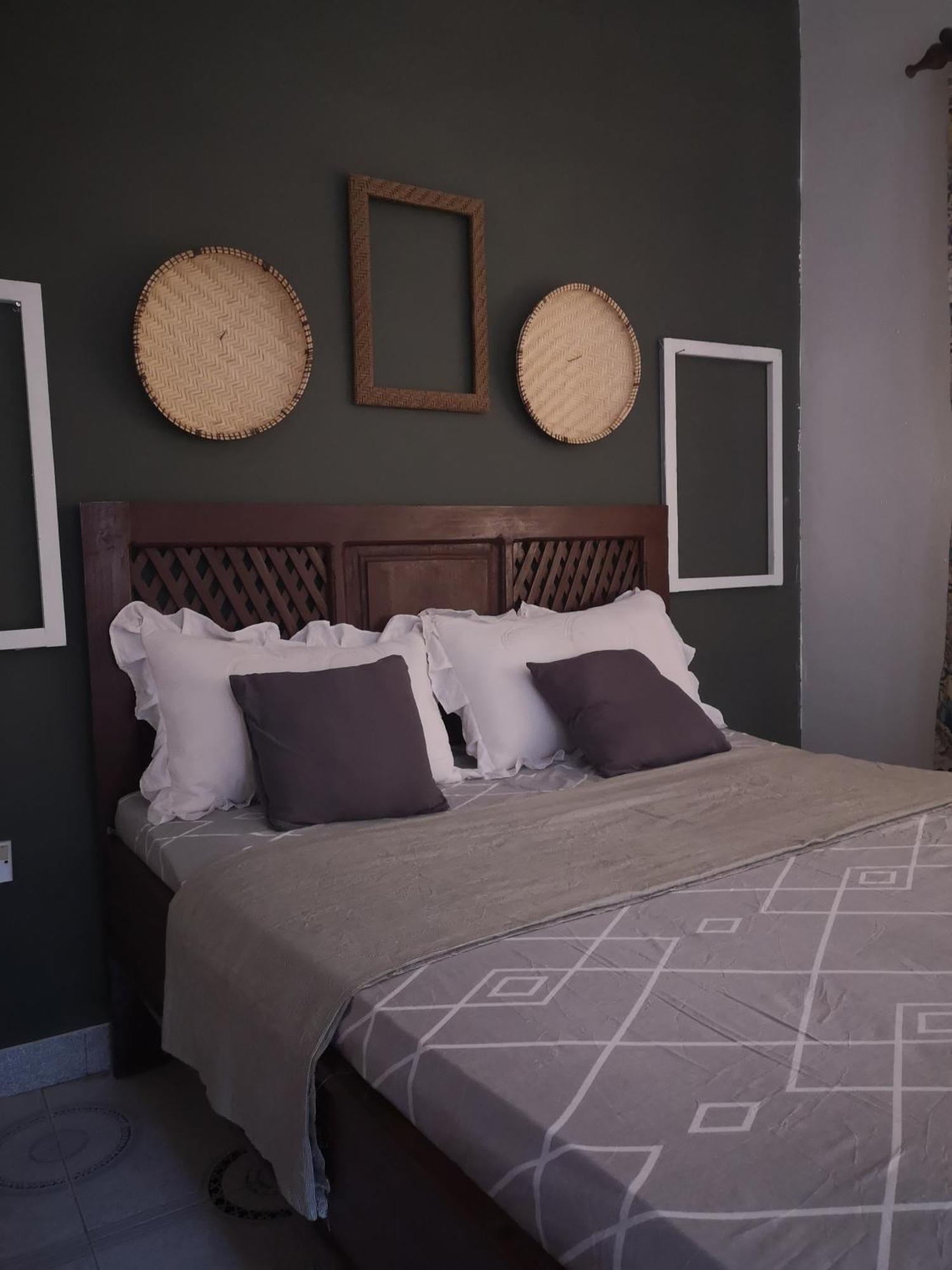 Safari Adventures-House Bed & Breakfast Arusha Ruang foto
