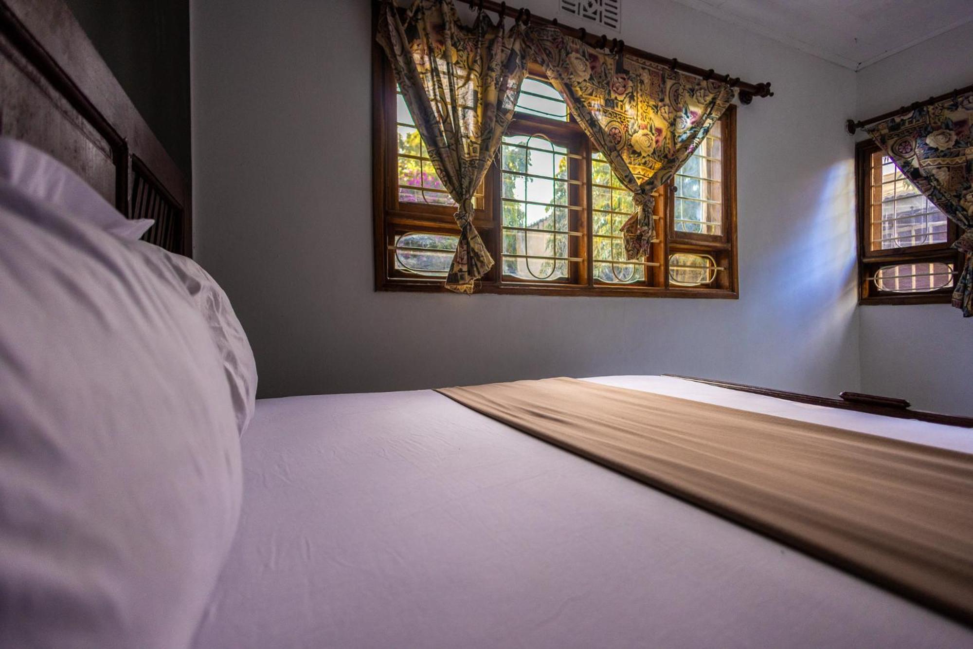 Safari Adventures-House Bed & Breakfast Arusha Bagian luar foto