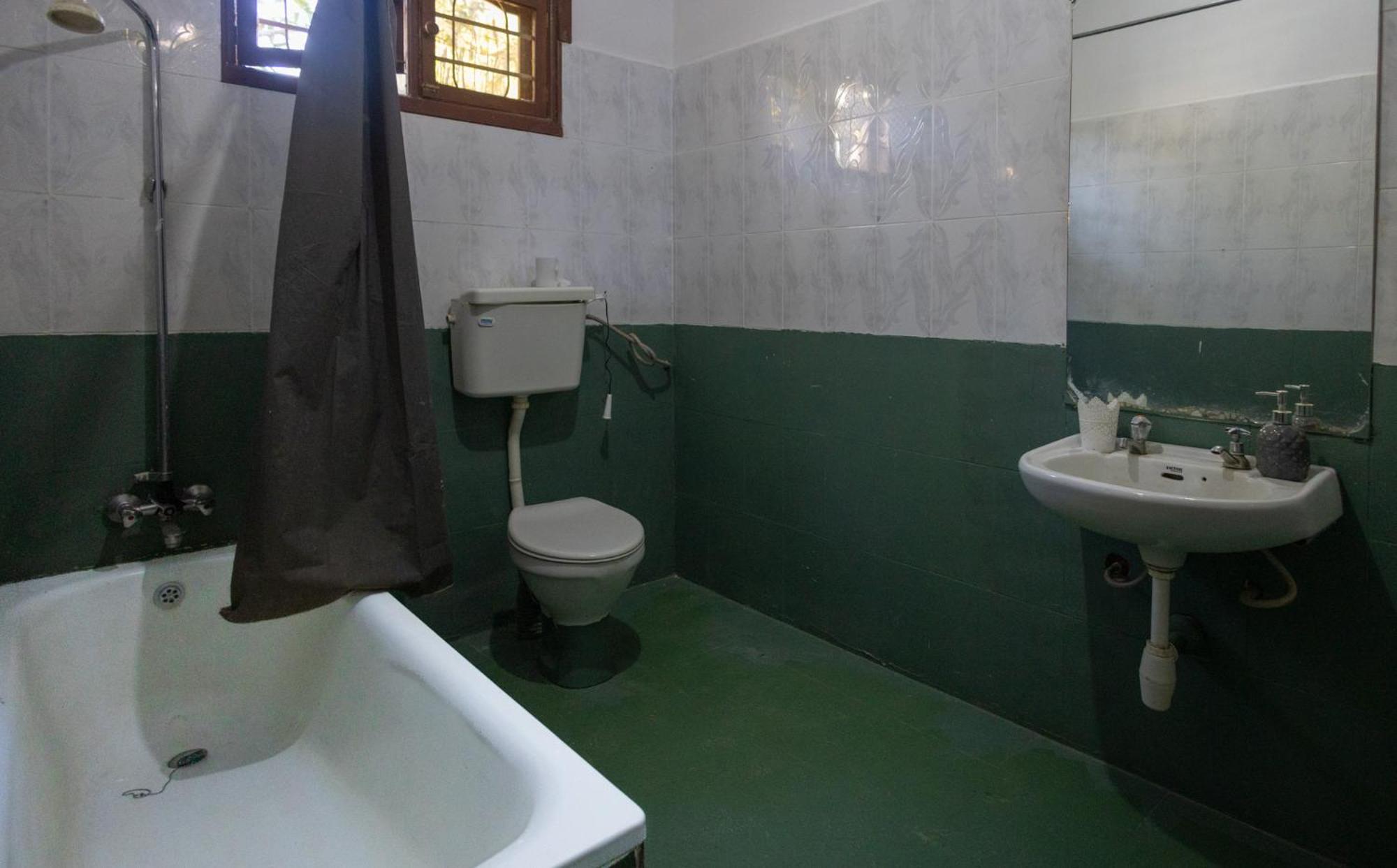 Safari Adventures-House Bed & Breakfast Arusha Bagian luar foto